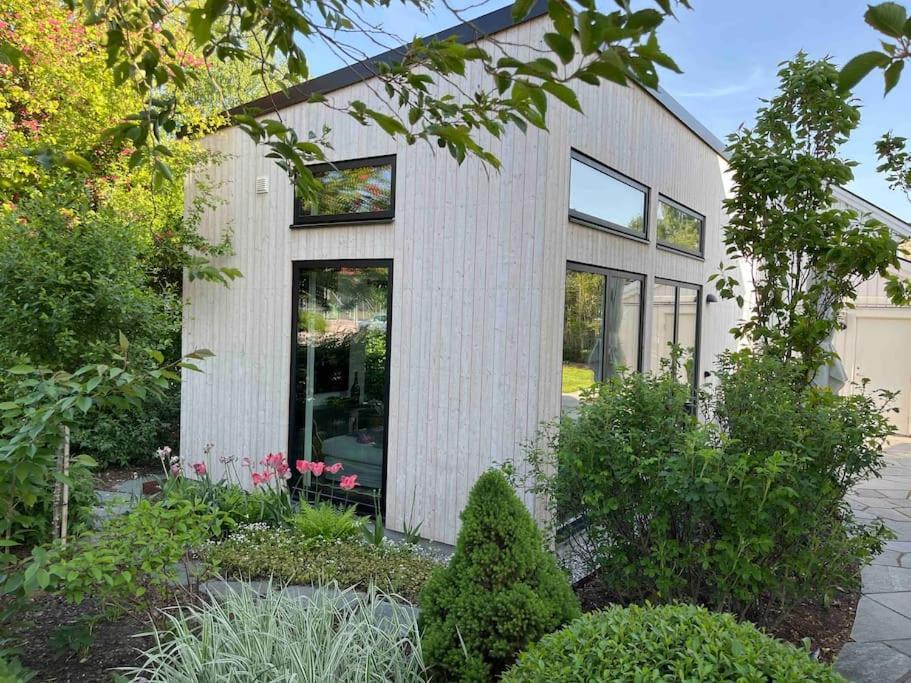 Mini House Villa Gribbylund Kültér fotó